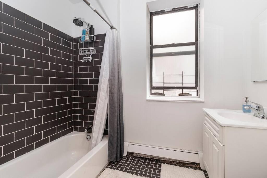 2Bed Bliss By Central Park North New York Buitenkant foto
